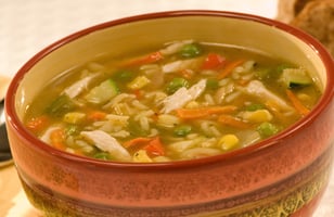 Photo Recette SOUPE AU POULET, RIZ ET LÉGUMES