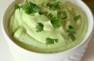 Photo Recette Trempette Épicée au Yogourt et aux Avocats