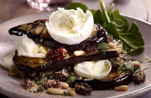 Photo Recette Mille-feuilles D’aubergines Étagées au Fromage Mozzarina di Bufala