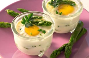 Photo Recette Œufs Cocotte aux Asperges Vertes