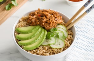 Photo Recette Thon et Avocat au Sriracha dans un Bol