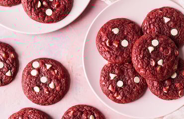 Photo Recette Biscuits Red Velvet et Pépites de Chocolat Blanc